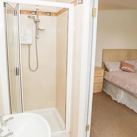 Spacious 4 Bedroom & 4 Bathrooms Casa vacanze Galway
